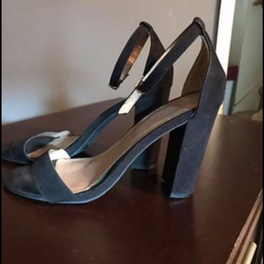 Black chunky heels